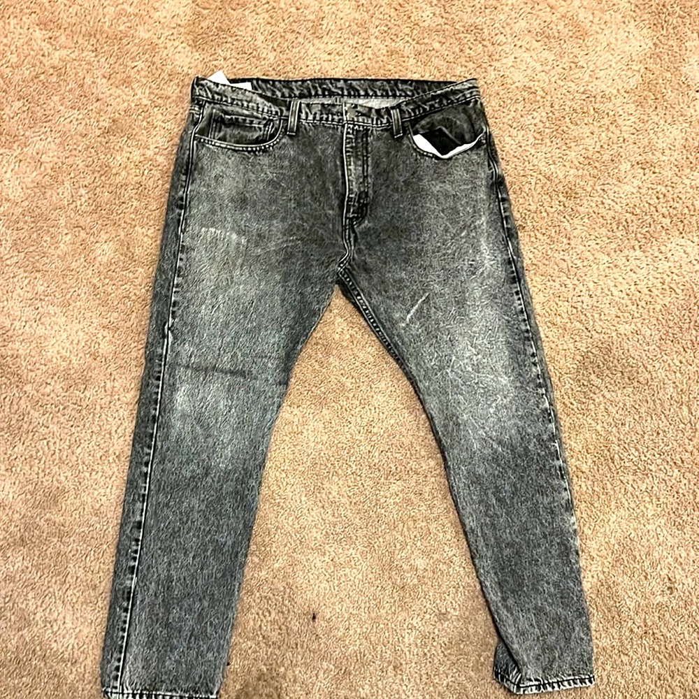 512 Levi Jeans